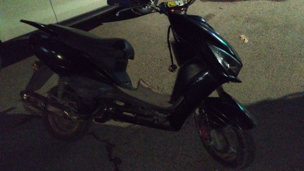 Продам мопед м8.