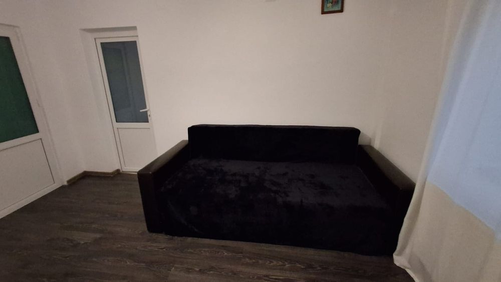 Garsoniera de inchiriat