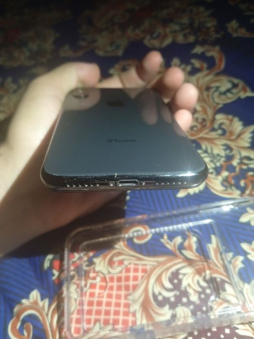 Iphon xs srochni sotiladi