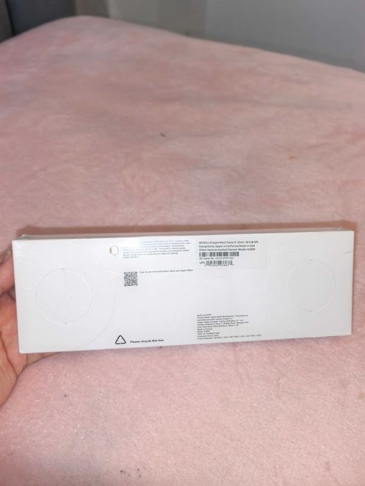 Apple watch новый продам