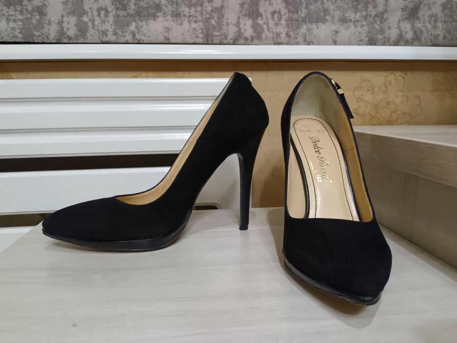 Итальянские женские туфли 38 размера