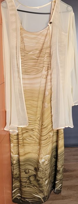 Compleu și rochițe elegante