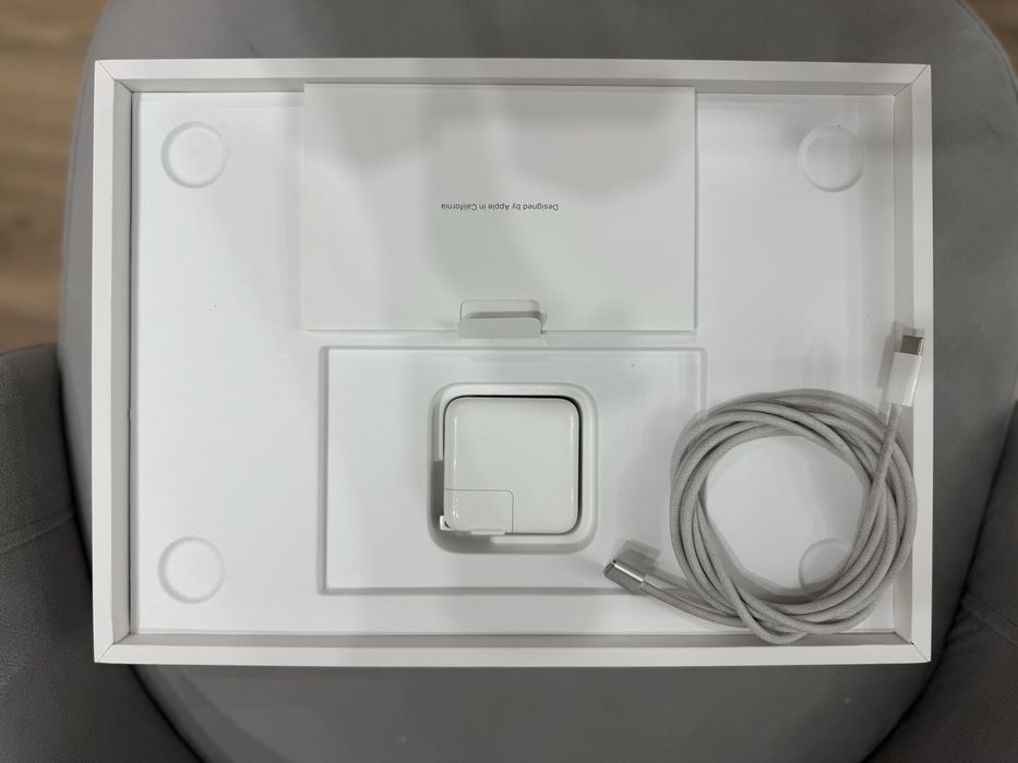 MacBook Air 13, 2025