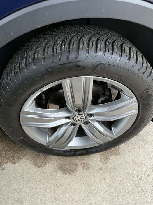 Всесезонни гуми Goodyear