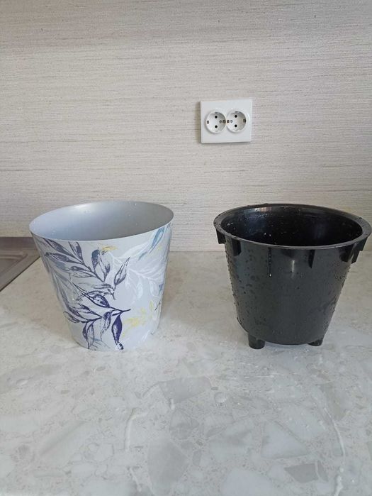 Продам горшки для цветов