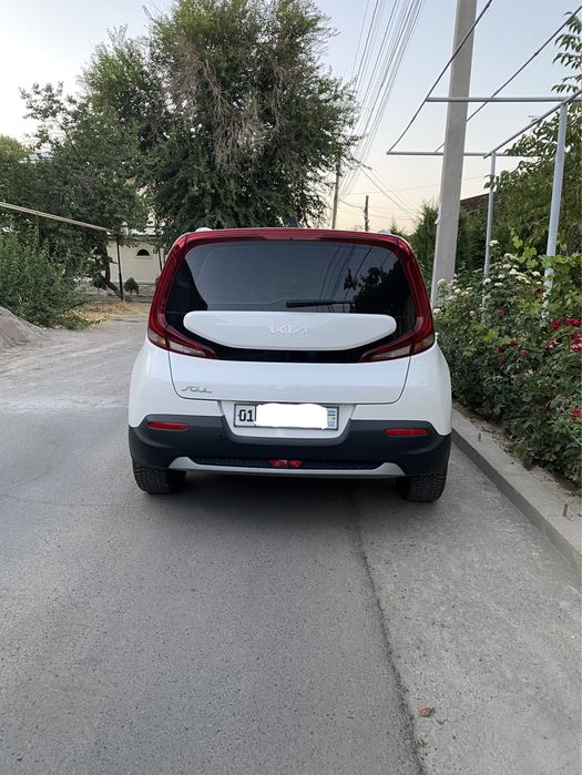 Продаю Kia Soul 2021 года, бензин