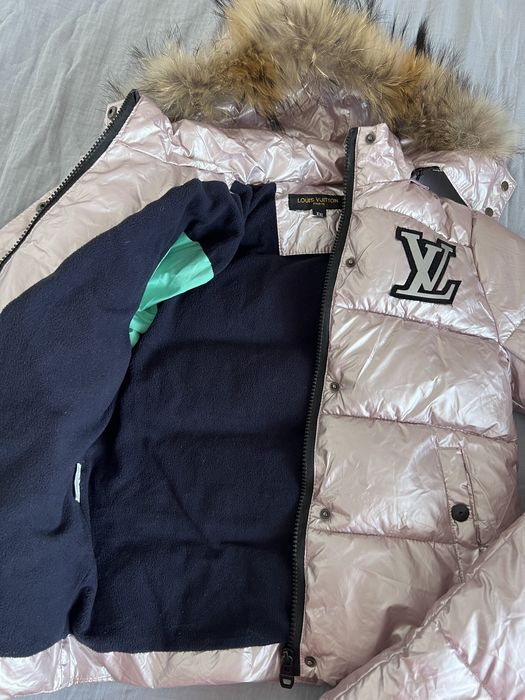 Комбинезон зимний продам