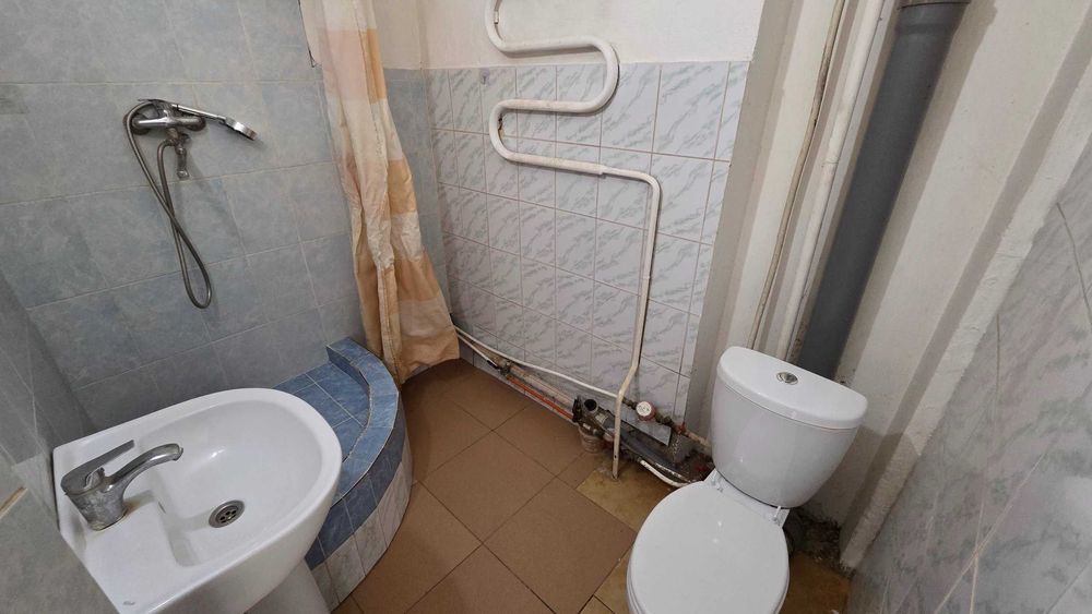 2ком. ул. Кубеева 47кв.3этаж