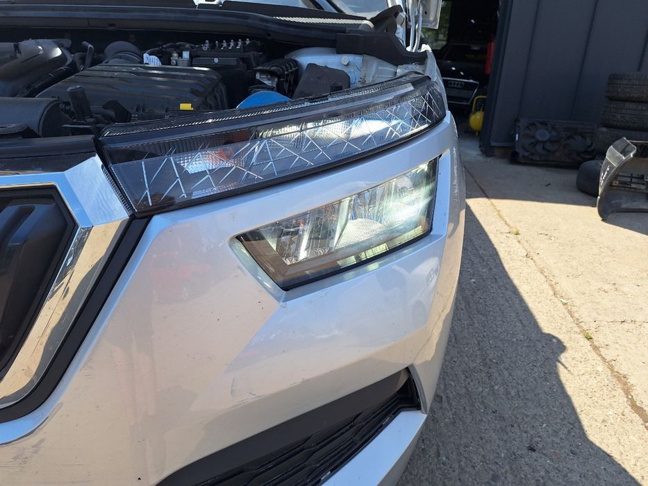 Far Stanga Skoda Kamiq [ 2018 -> ] 1.5 Tsi Act Evo Dpca 658941015