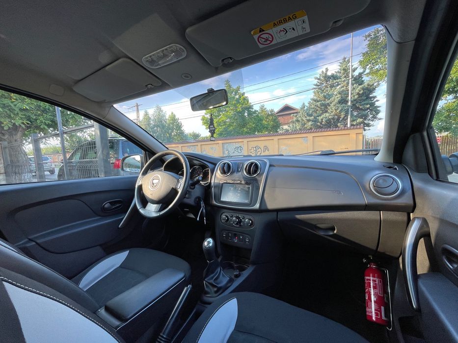 Dacia sandero stepway 0.9 tce 2014 euro5 RATE 90 cp
