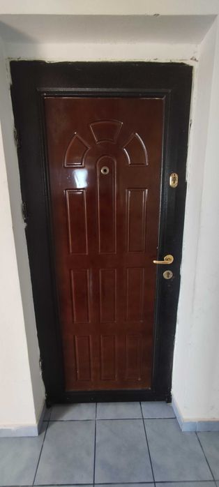 Vând apartament 2 camere decomandat Micro 5 Buzau