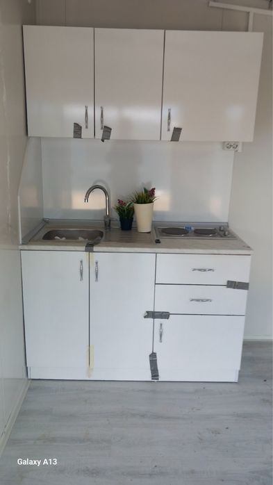 Продавам сглобяема къща