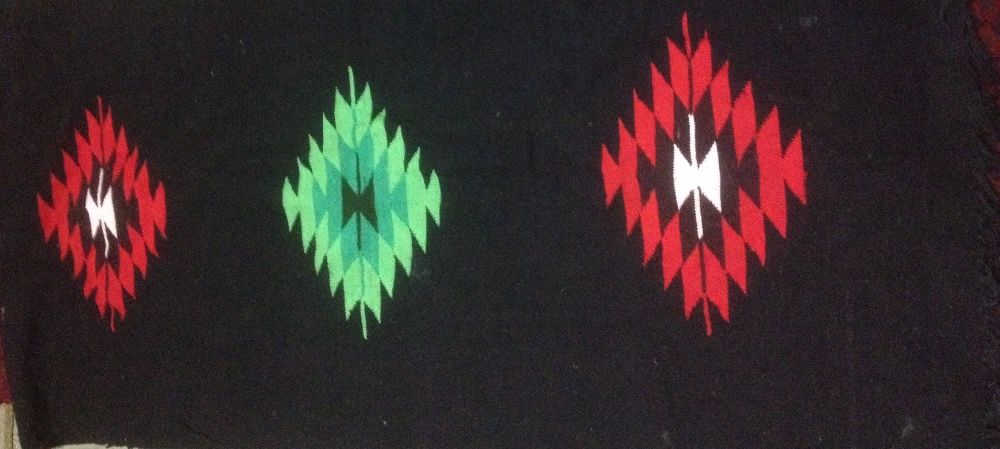 Черги-вълнени от съндъка на баба