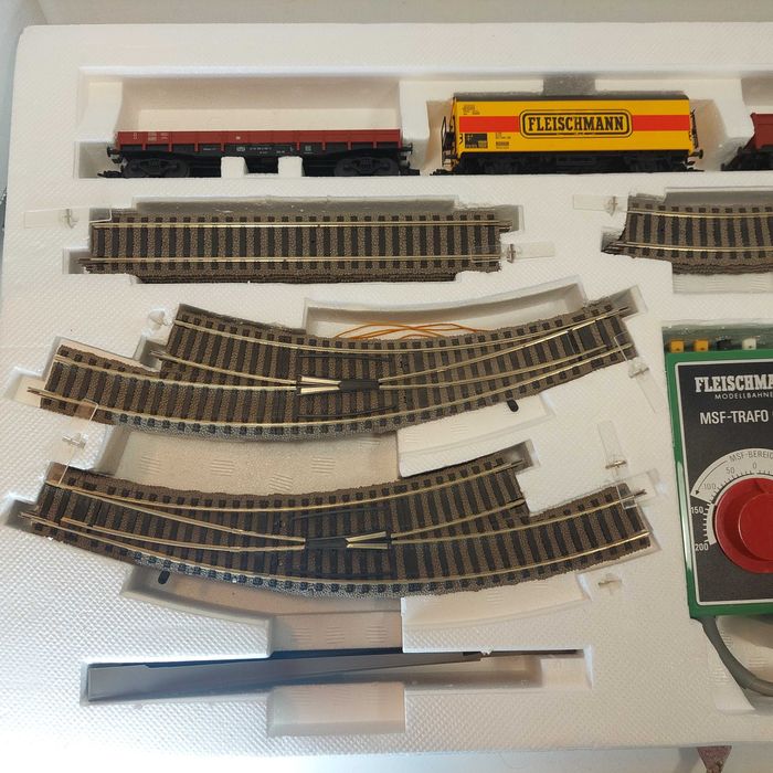 HO - Fleischmann 6395 - Startset BR 53 + 4 vagoane + sine / macaze