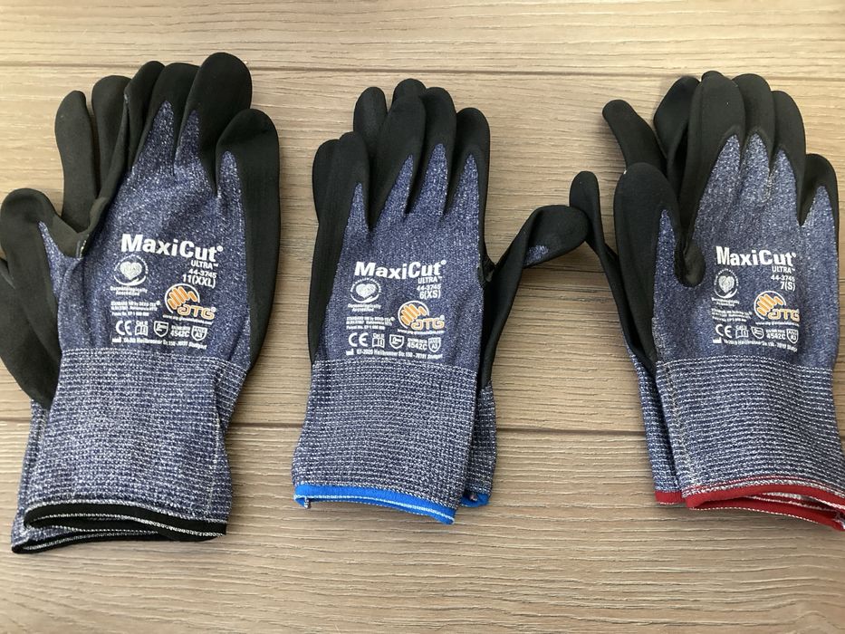 Manusi maxiCut (santier / munca)- nr.6 ultimele 5 perechi