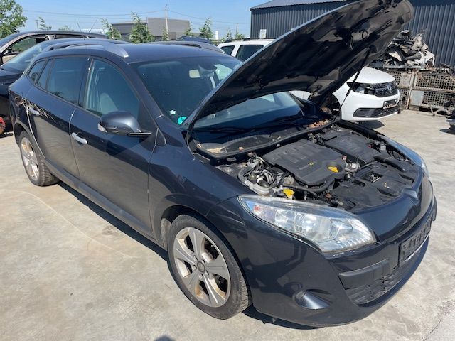 Dezmembrez Renault Megane 3 An 2012 1.9 DCI