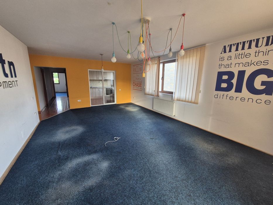 De închiriat spațiu birouri  Cabinet Firmă  3 camere Str. Bistritei