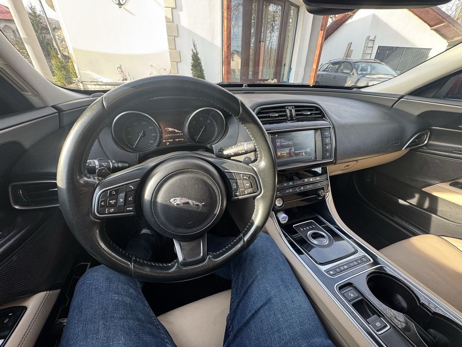 Jaguar xe putini km