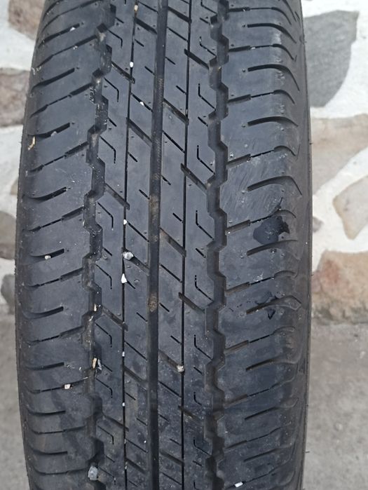Продавам автомобилни гуми
