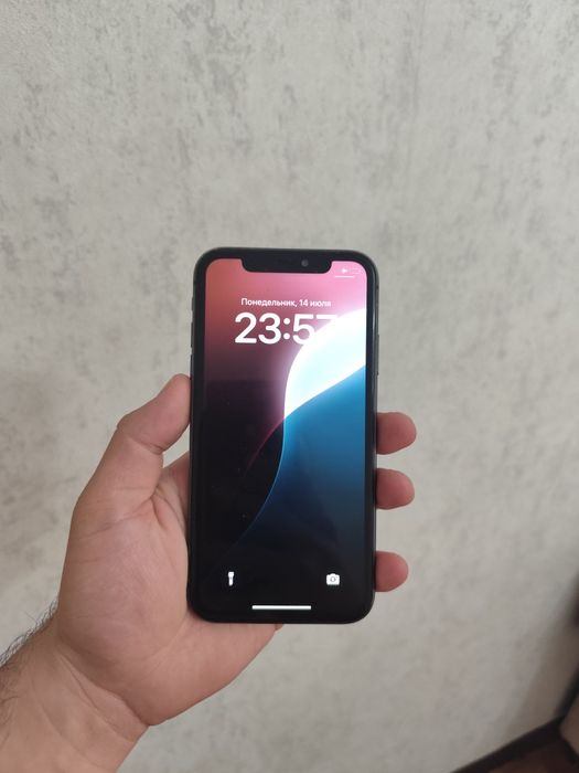 Айфон 11 64гб iPhone