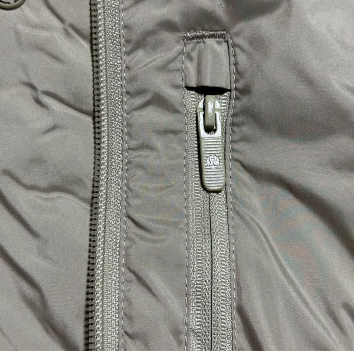 Пуховик Lululemon