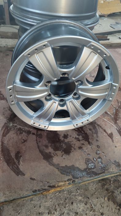 Продаю диски R16