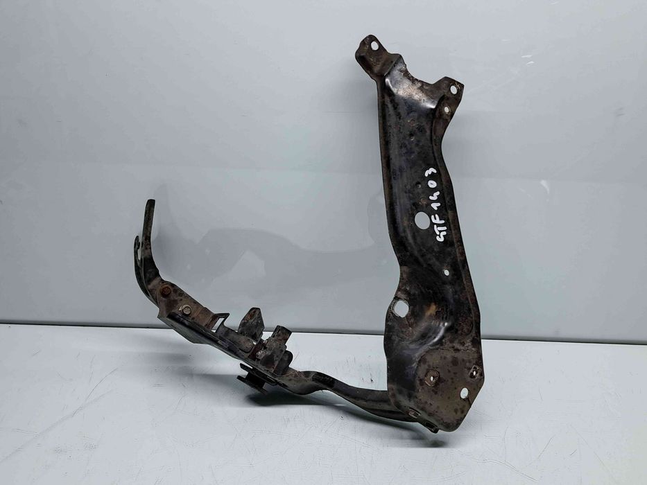 Suport far stanga Mercedes Clasa C Coupe (CL203) [Fabr 2001-2011] OEM
