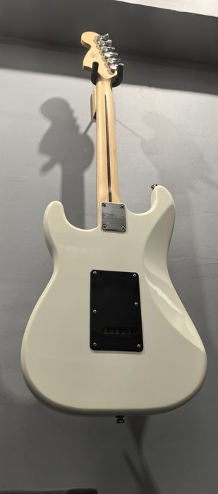 Squier Affinity Series Stratocaster HH White - электрогитара