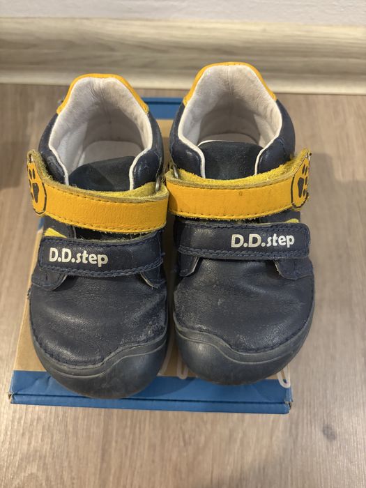 Боси обувки за момче D.D.Step