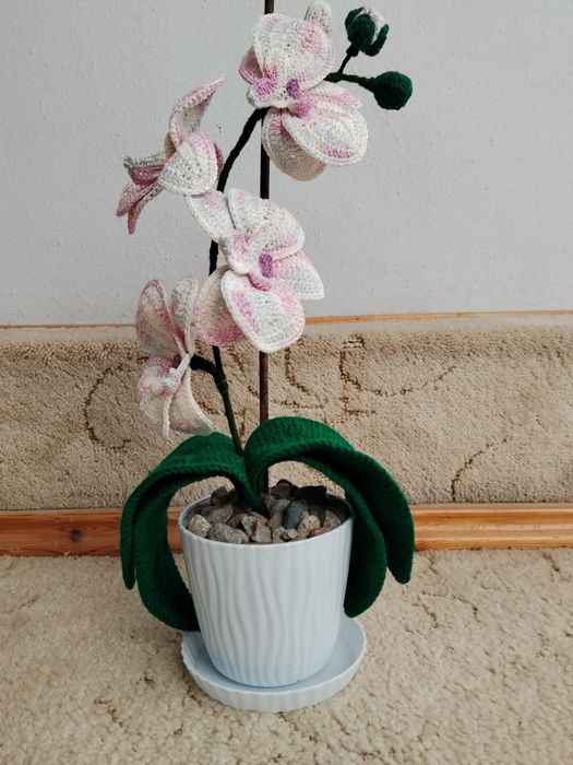 Продаётся орхидея ручной работы