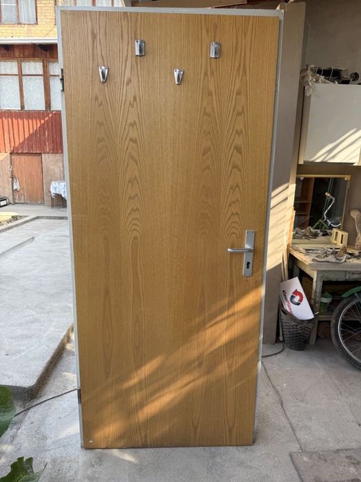 Продаётся дверь немецкого производства