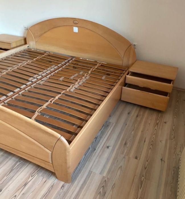 Pat dormitor din lemn masiv 1,8 m x 2m