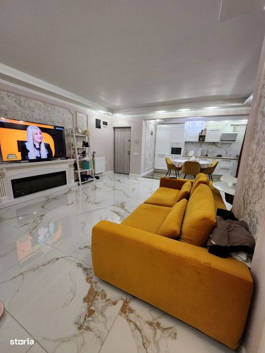 Apartament de 3 camere, 70 mp, Razoare (VIVO)