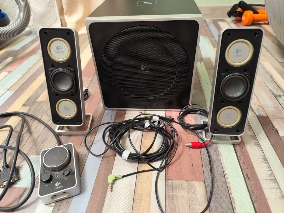 Logitech аудио система