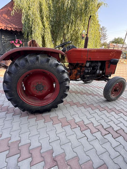 Tractor 445 universal