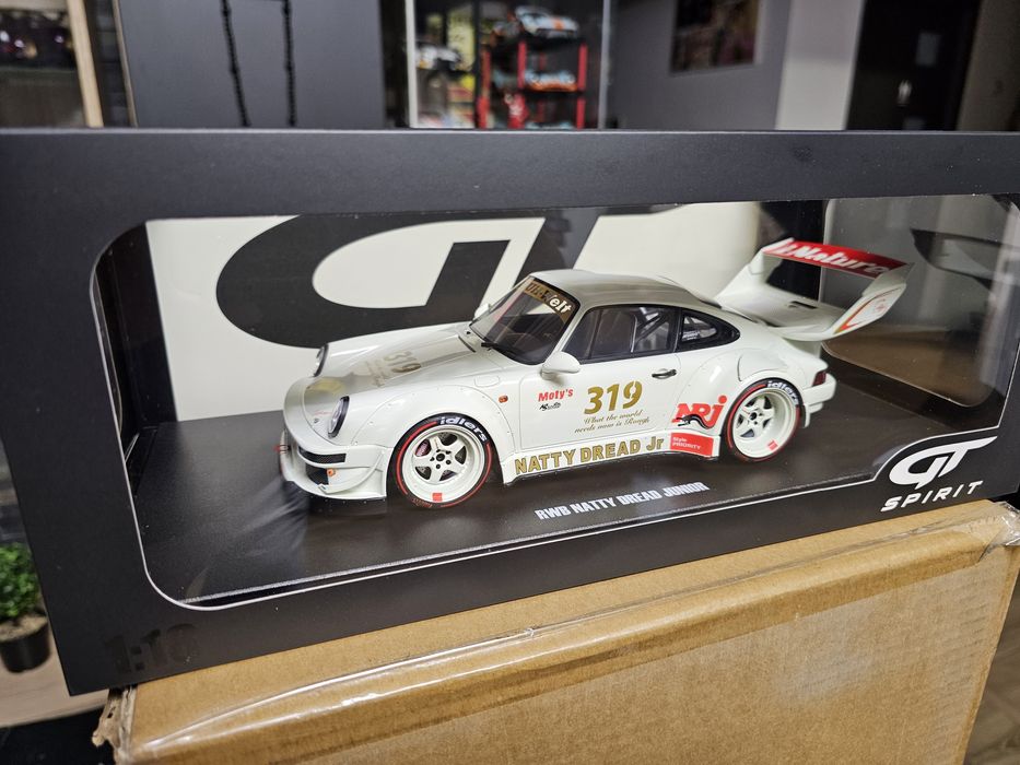 Machete macheta 1:18 solido, bburago, werk83, hotwheels ,gt  spirit