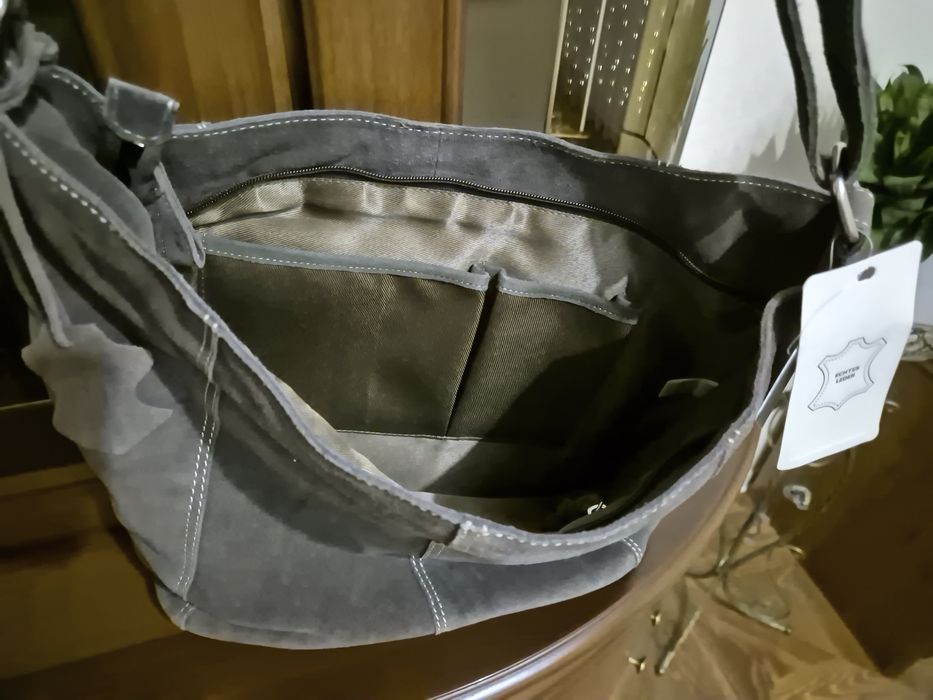 Продам новую кожаную сумку