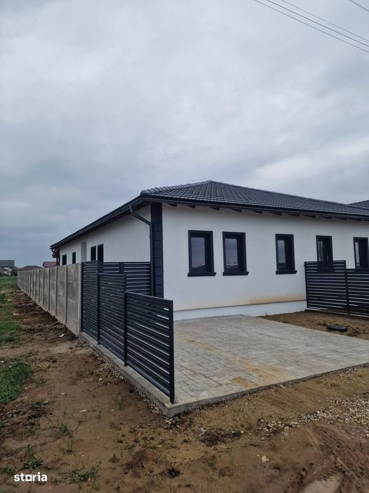 Duplex Părter, 91 Mp Utili | 2 Dormitoare | 2 Băi | Șag