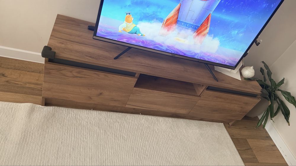 Тумба под TV в отличном состоянии