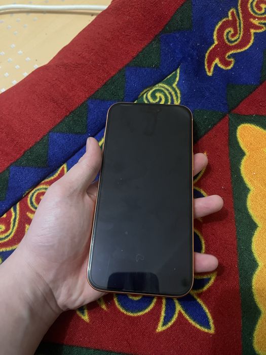 Продам айфон 17 про