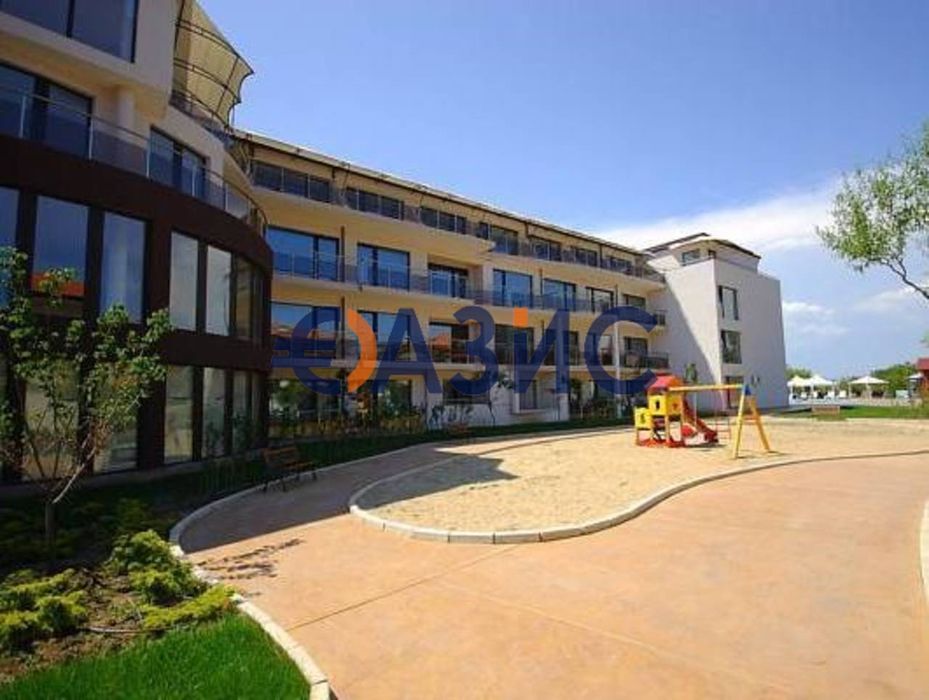 Апартамент с 2 спални на първа линия море," Созопол Стайл Клуб",