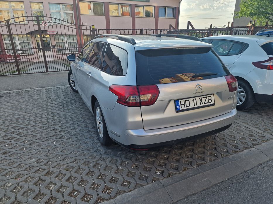 Vând Citroen C5  an 2013
