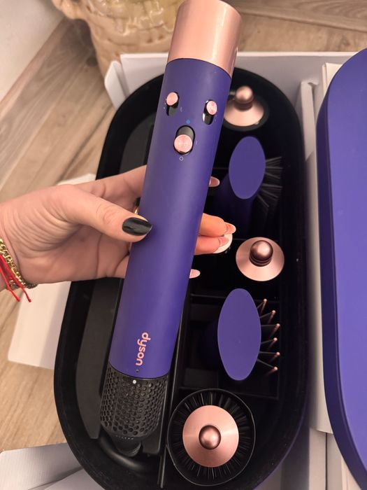 Dyson airwrap complete 2025