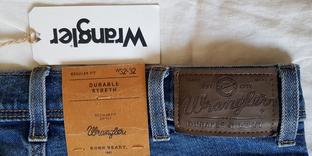 Джинсы Wrangler W32 L32