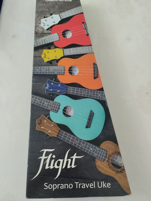 Укулеле. Flight. С чехлом и самим укулеле