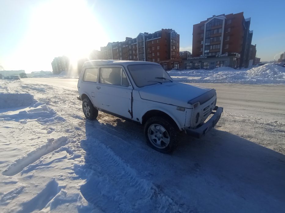 Продам ниву 2121 бронто