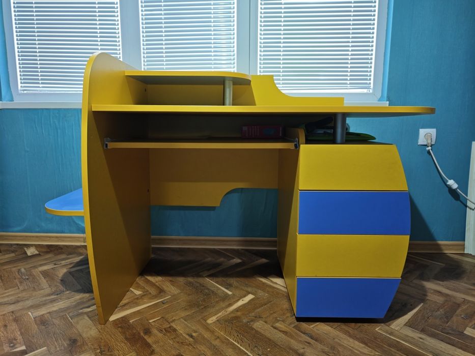 Детско,ученическо бюро