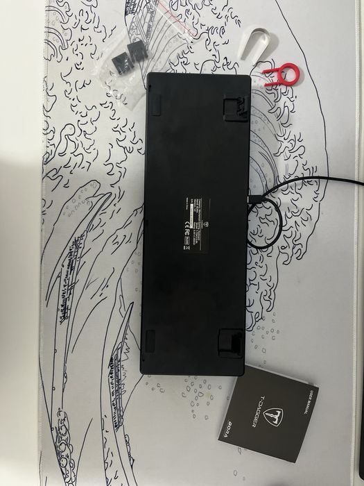 Tastatură mecanică T-Dagger Bora – Blue Switch, RGB, ca nouă