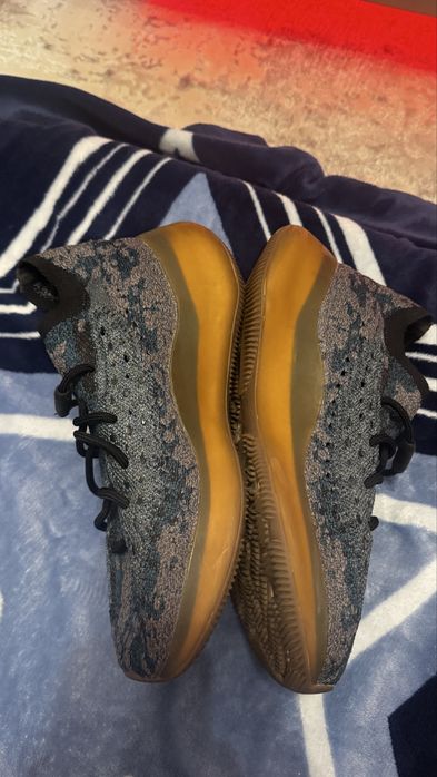 Yeezy 380 marimea 42