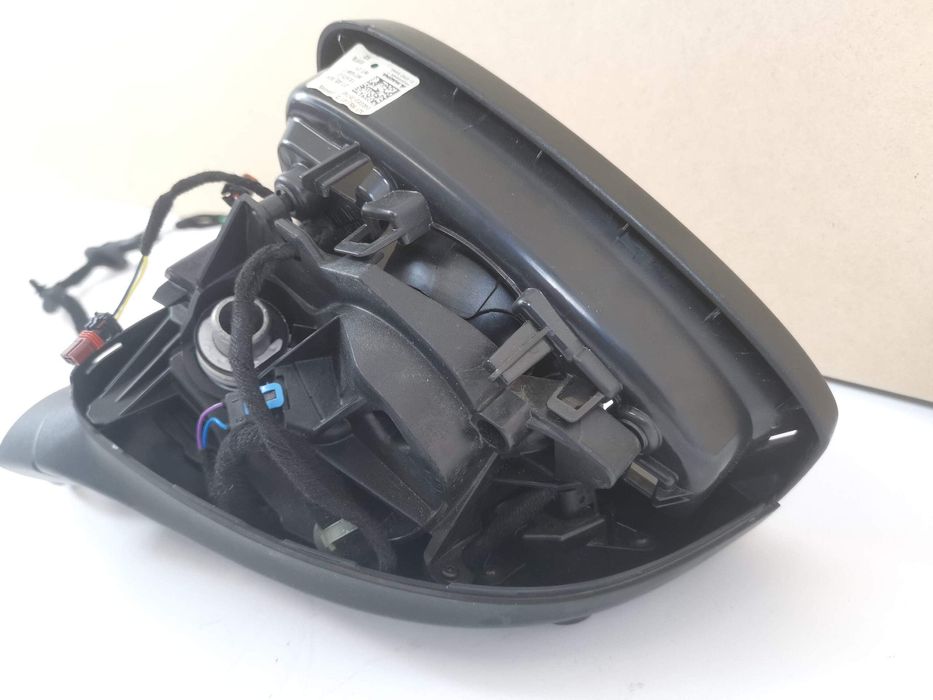 Скода Суперб / Skoda Superb B9 Ляво огледало Skoda Superb B9 Оригиналн